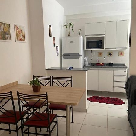 Apartamento Mari 3 Apartment Sao Carlos  Bagian luar foto